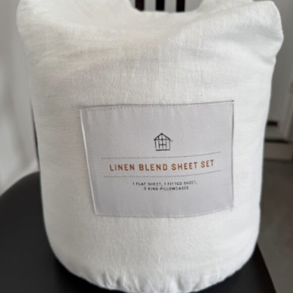 NEW- Hearth & Hand with Magnolia Linen blend with hem sheet set - Picture 1 of 3